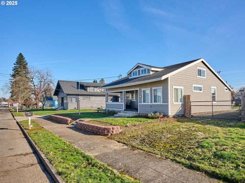 A home in Molalla