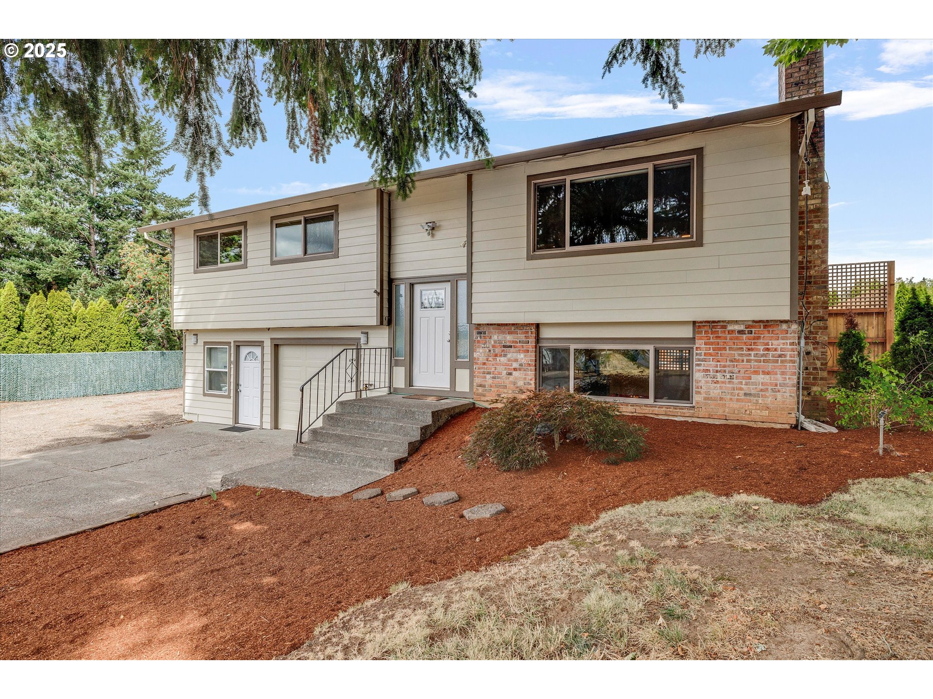 18027 SE EMI ST