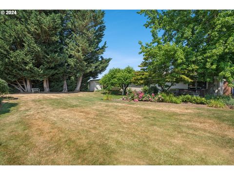 A home in Gresham