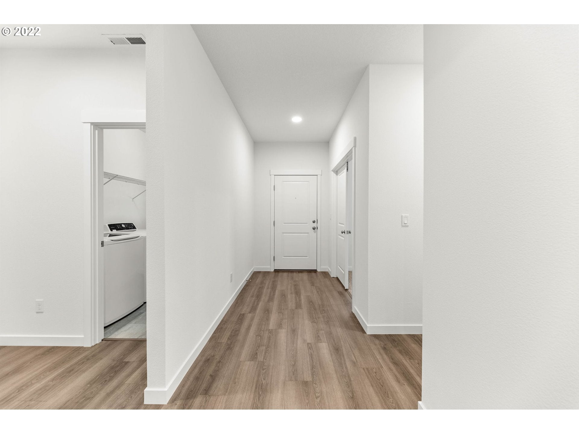 1945 S 32nd AVE 19