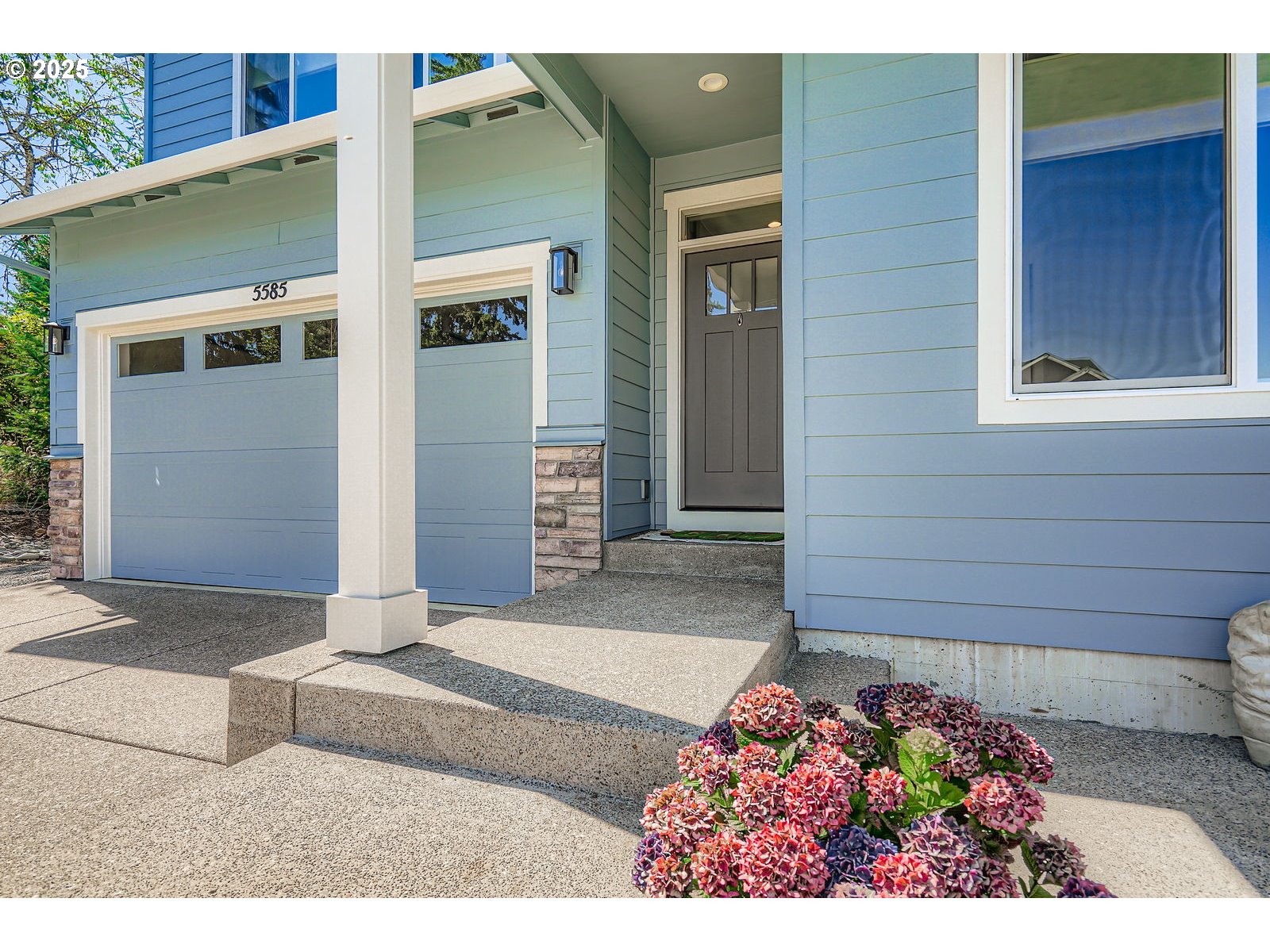 5585 MOUNTAIN QUAIL DR