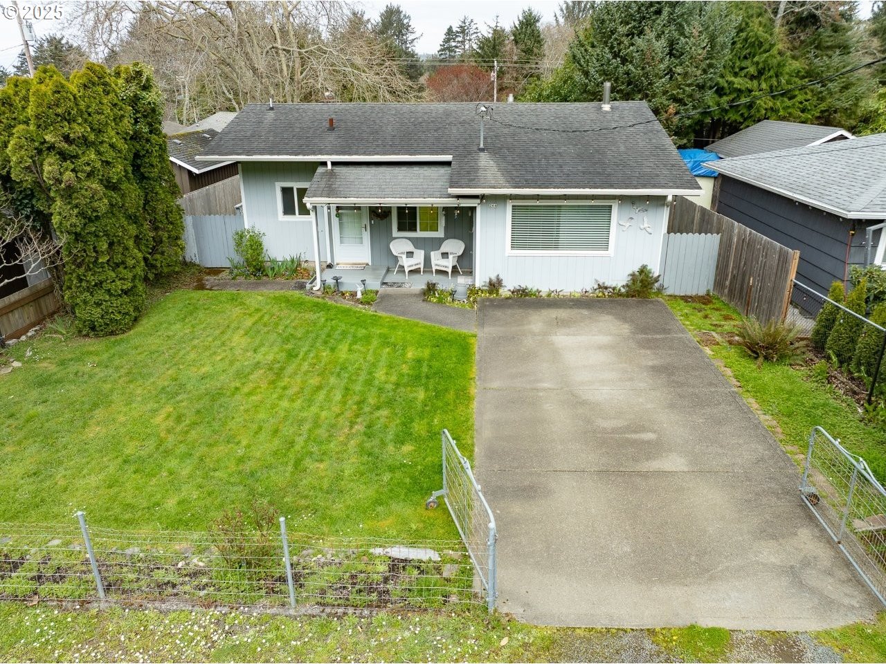 264 ELLIOTT WAY