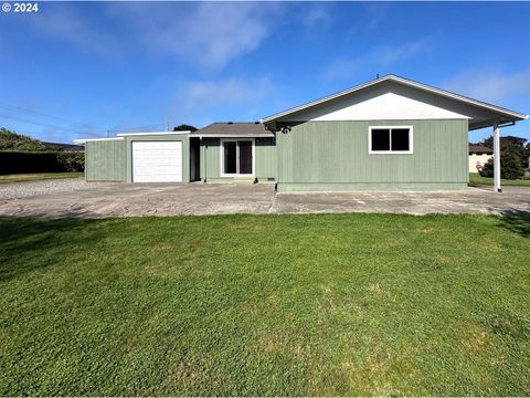 A home in Bandon