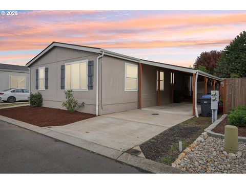 5266 CRYSTAL ST NE 233 Salem OR 97305