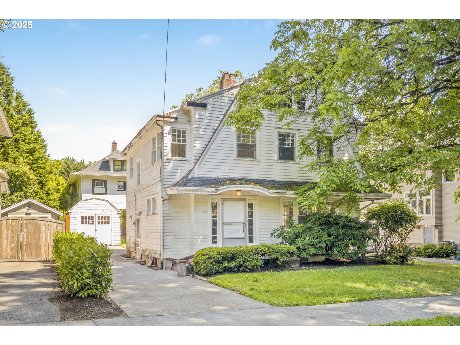2346 NE 16TH AVE