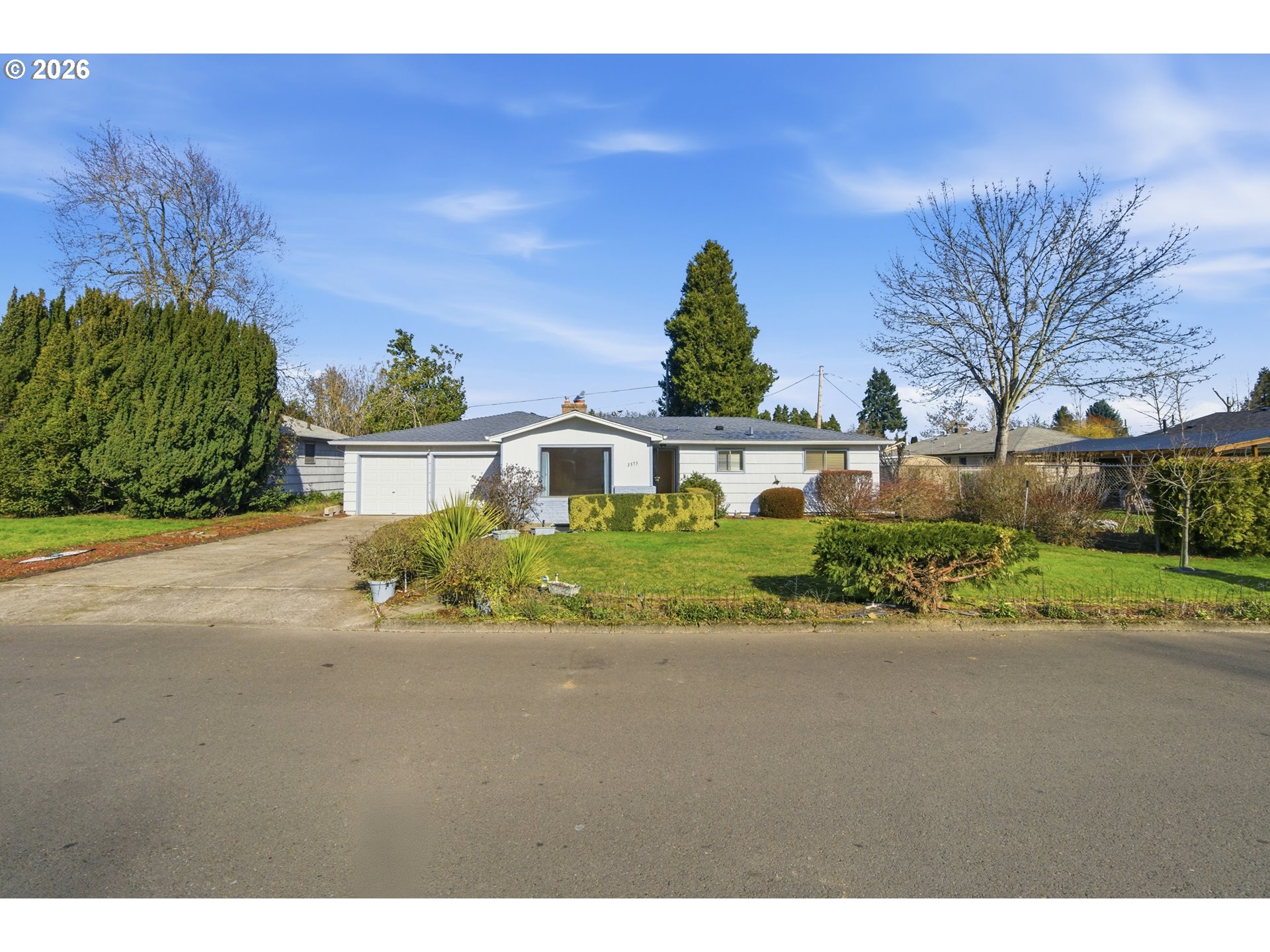 Photo 1 of 41 — 3373 RAWLINS AVE NE, Salem, OR 97301