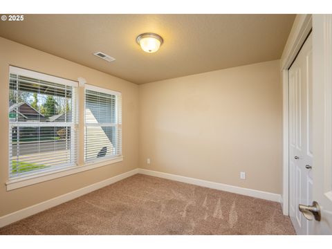 Tiny photo for 1122 Swale Ridge Loop, Creswell, OR 97426 (MLS # 251033932)