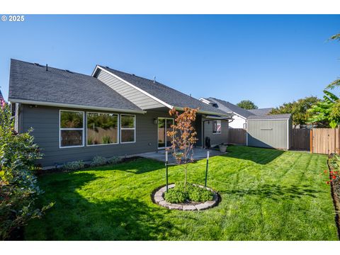 Tiny photo for 1122 Swale Ridge Loop, Creswell, OR 97426 (MLS # 251033932)