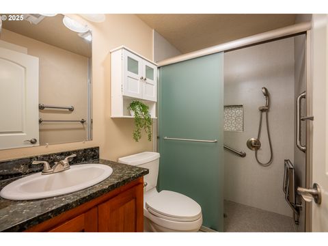 Tiny photo for 1122 Swale Ridge Loop, Creswell, OR 97426 (MLS # 251033932)