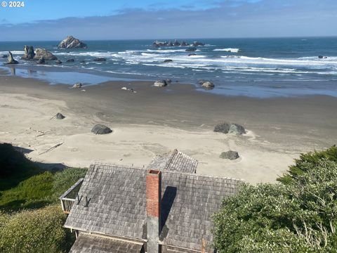 A home in Bandon