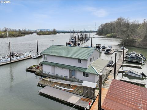 12800 NW Marina WAY #3 Portland OR 97231