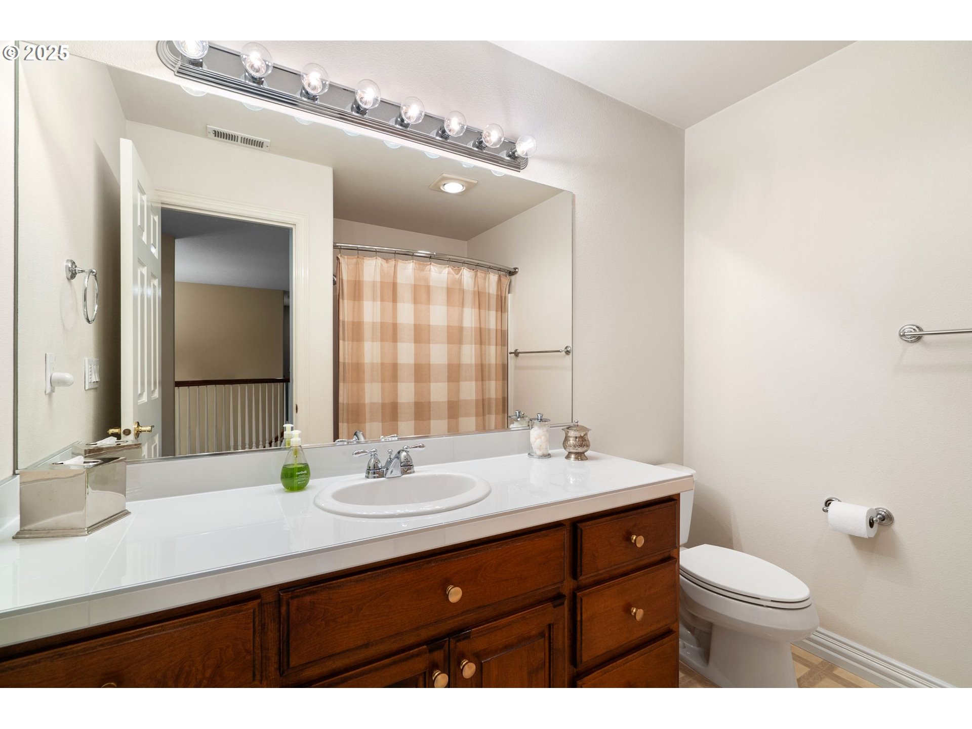 Vancouver, Washington 98682, United States, 4 Bedrooms Bedrooms, ,4 BathroomsBathrooms,Residential,Active,79393