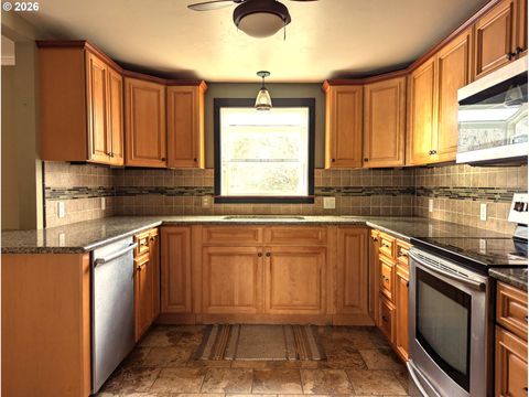 Tiny photo for 76232 Beech St, Oakridge, OR 97463 (MLS # 597717248)