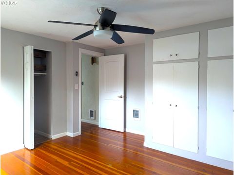 Tiny photo for 76232 Beech St, Oakridge, OR 97463 (MLS # 597717248)