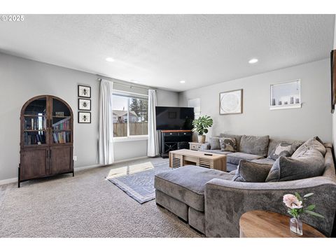 Tiny photo for 228 Rockcrest Dr, Lowell, OR 97452 (MLS # 664257466)