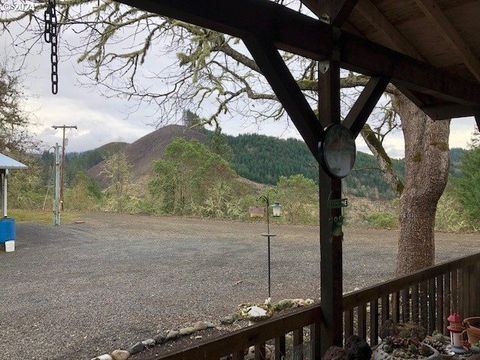 A home in Roseburg