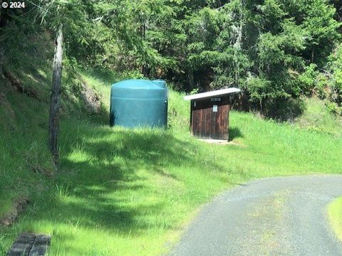 A home in Roseburg