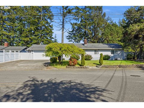 3793 FIR ST North Bend OR 97459