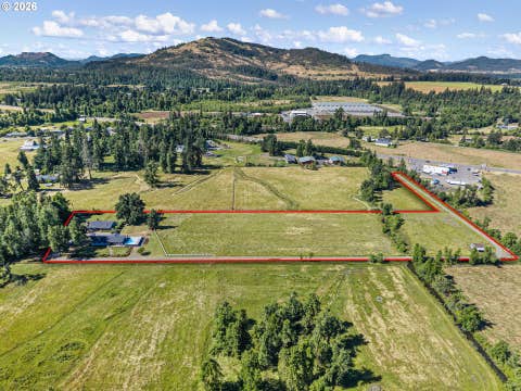 Tiny photo for 35296 Highway 58, Pleasant Hill, OR 97455 (MLS # 149280480)