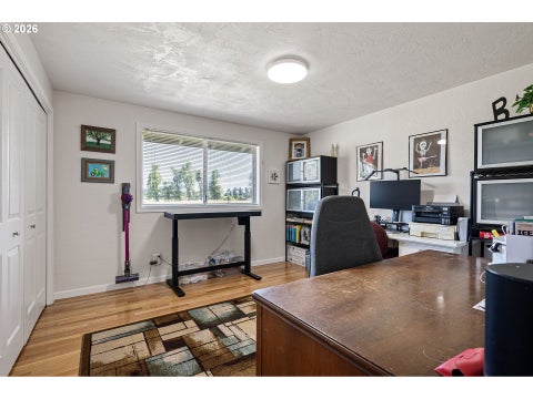 Tiny photo for 35296 Highway 58, Pleasant Hill, OR 97455 (MLS # 149280480)