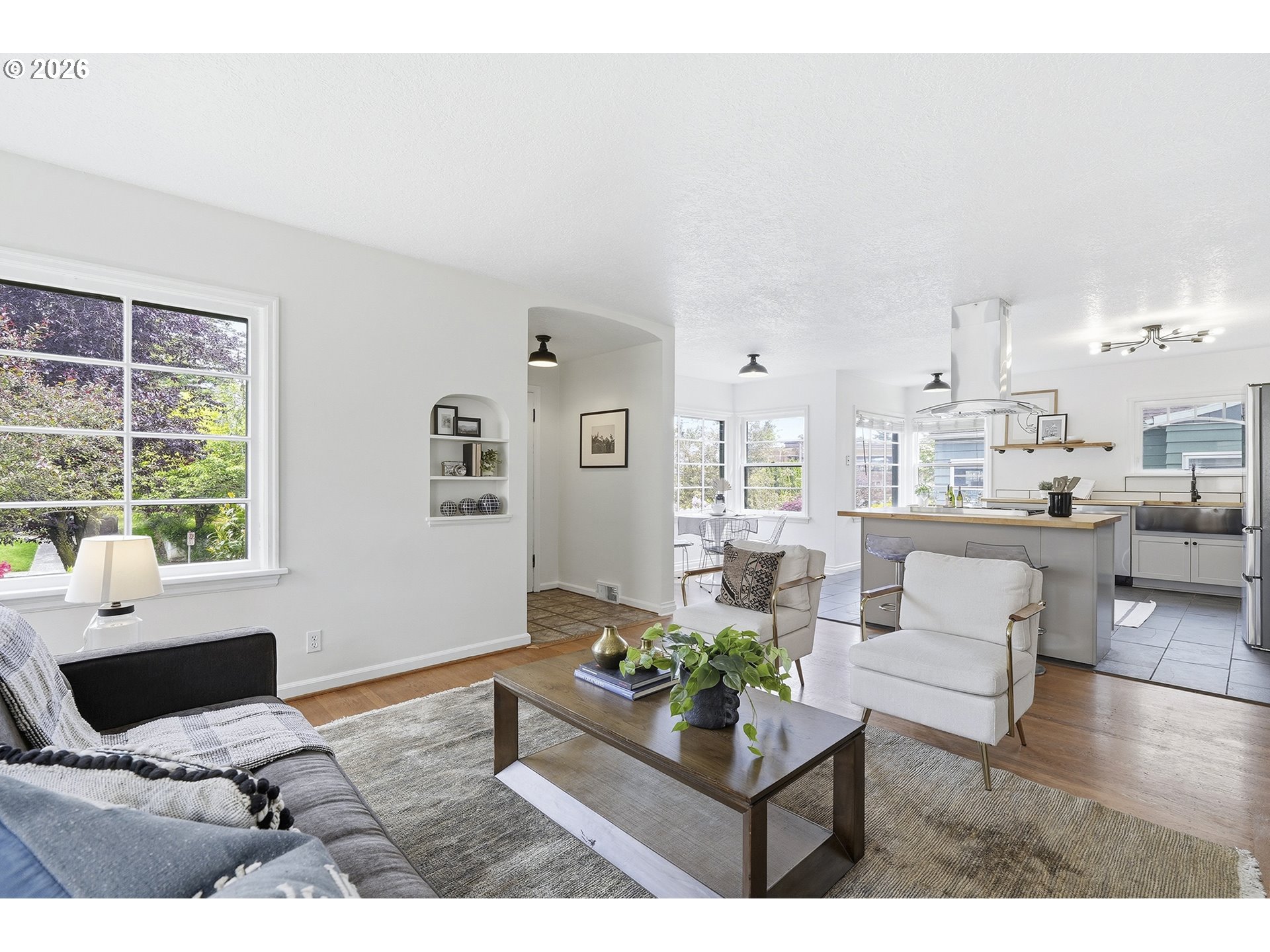 4526 NE OREGON ST