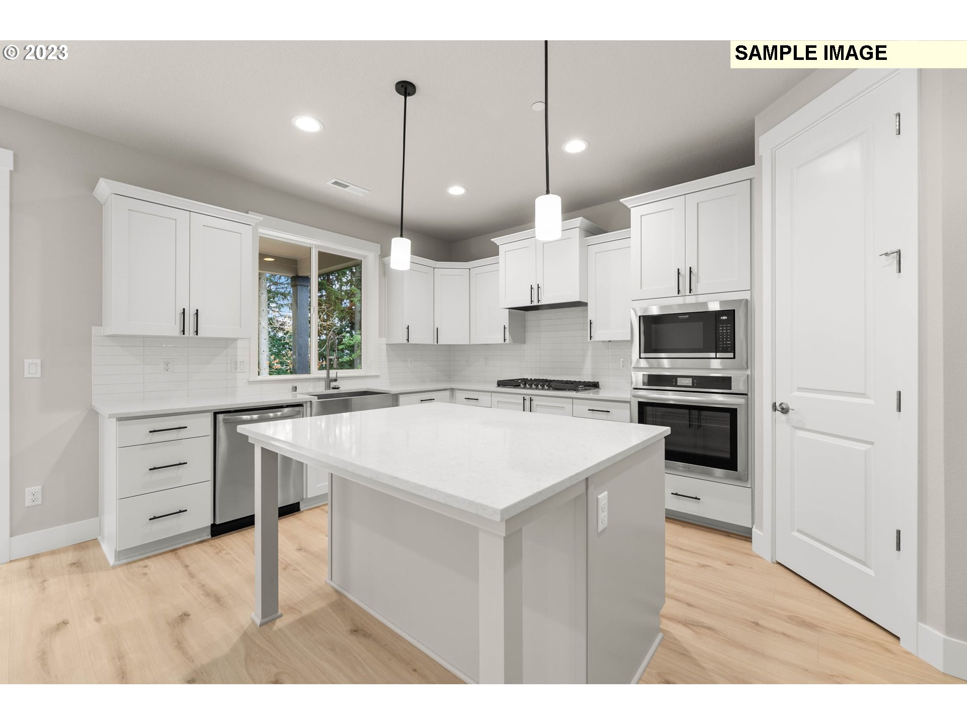 5560 N 94TH AVE LT 216