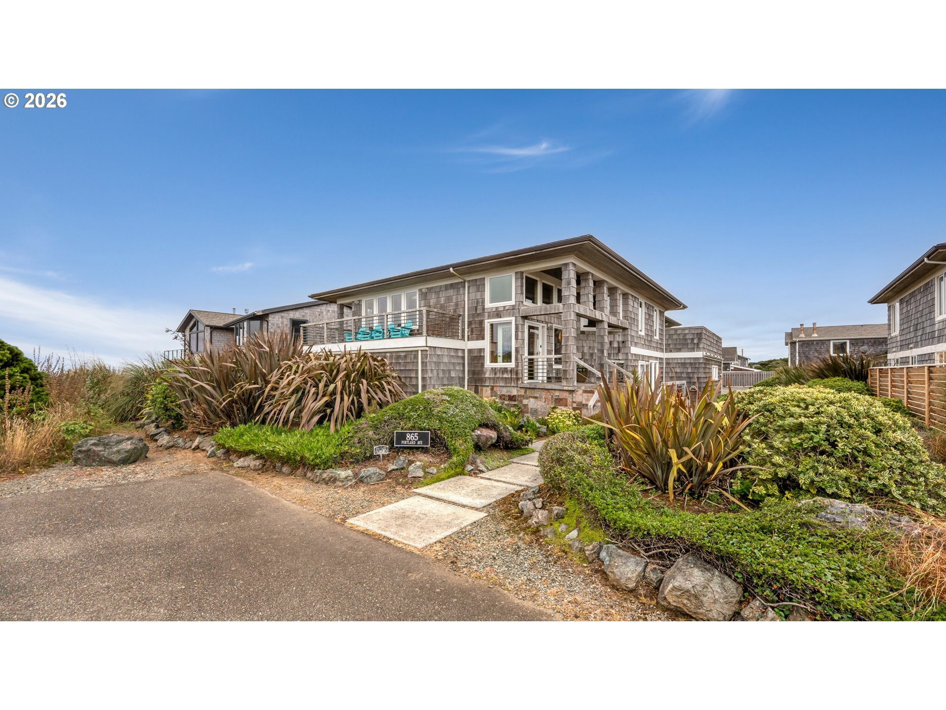 865 SW PORTLAND AVE