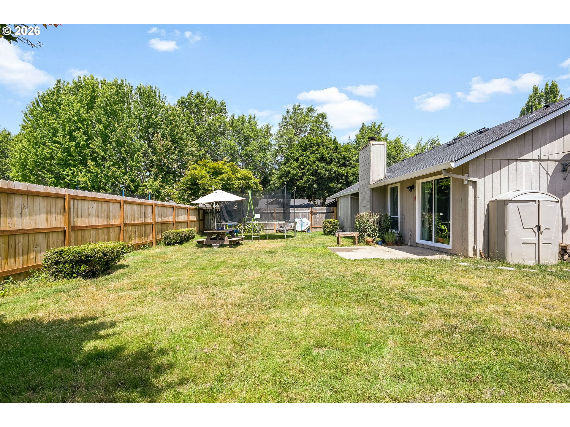 604 SW 2ND CT