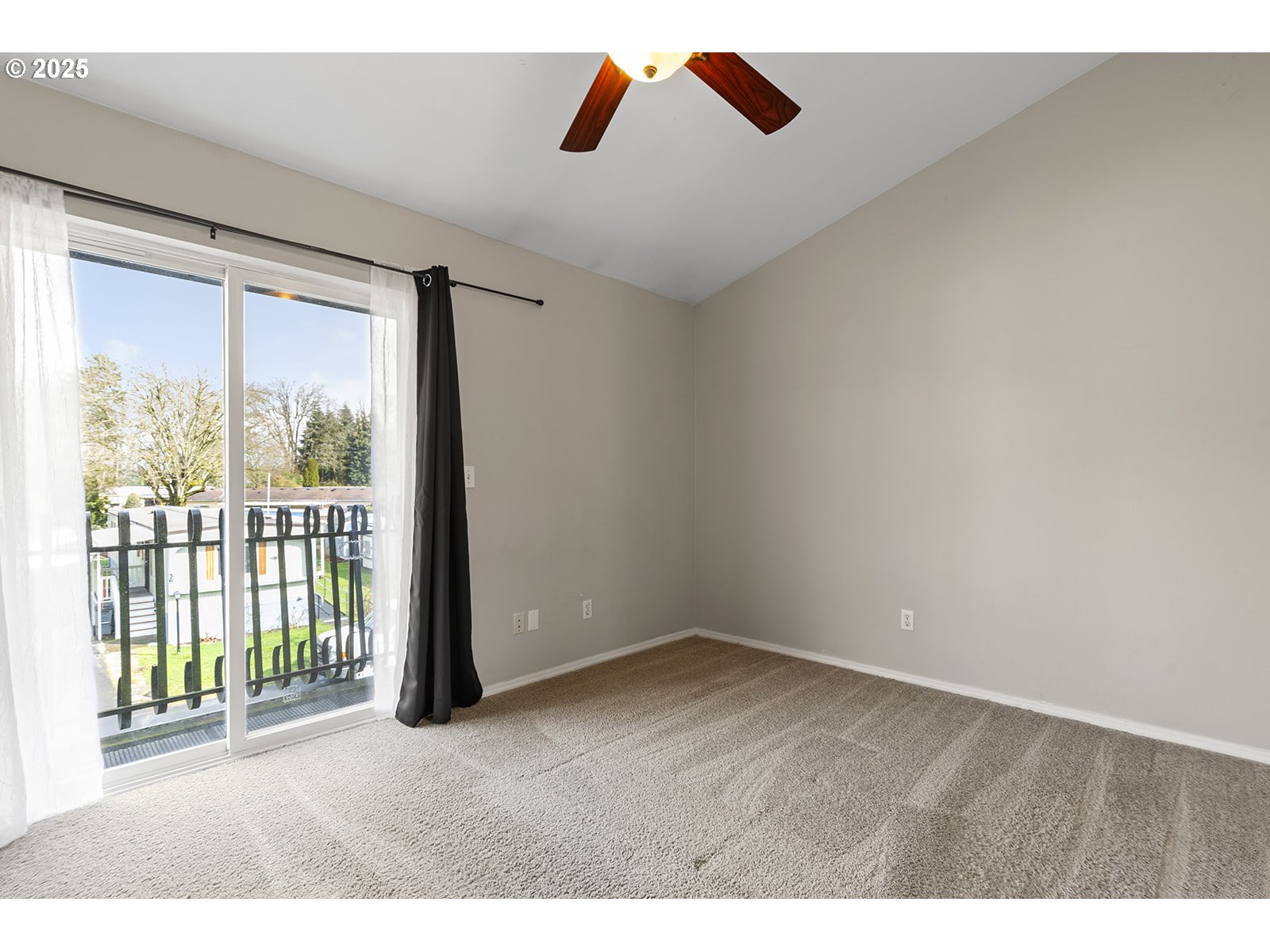 Vancouver, Washington 98682, United States, 2 Bedrooms Bedrooms, ,2 BathroomsBathrooms,Residential,Active,91667