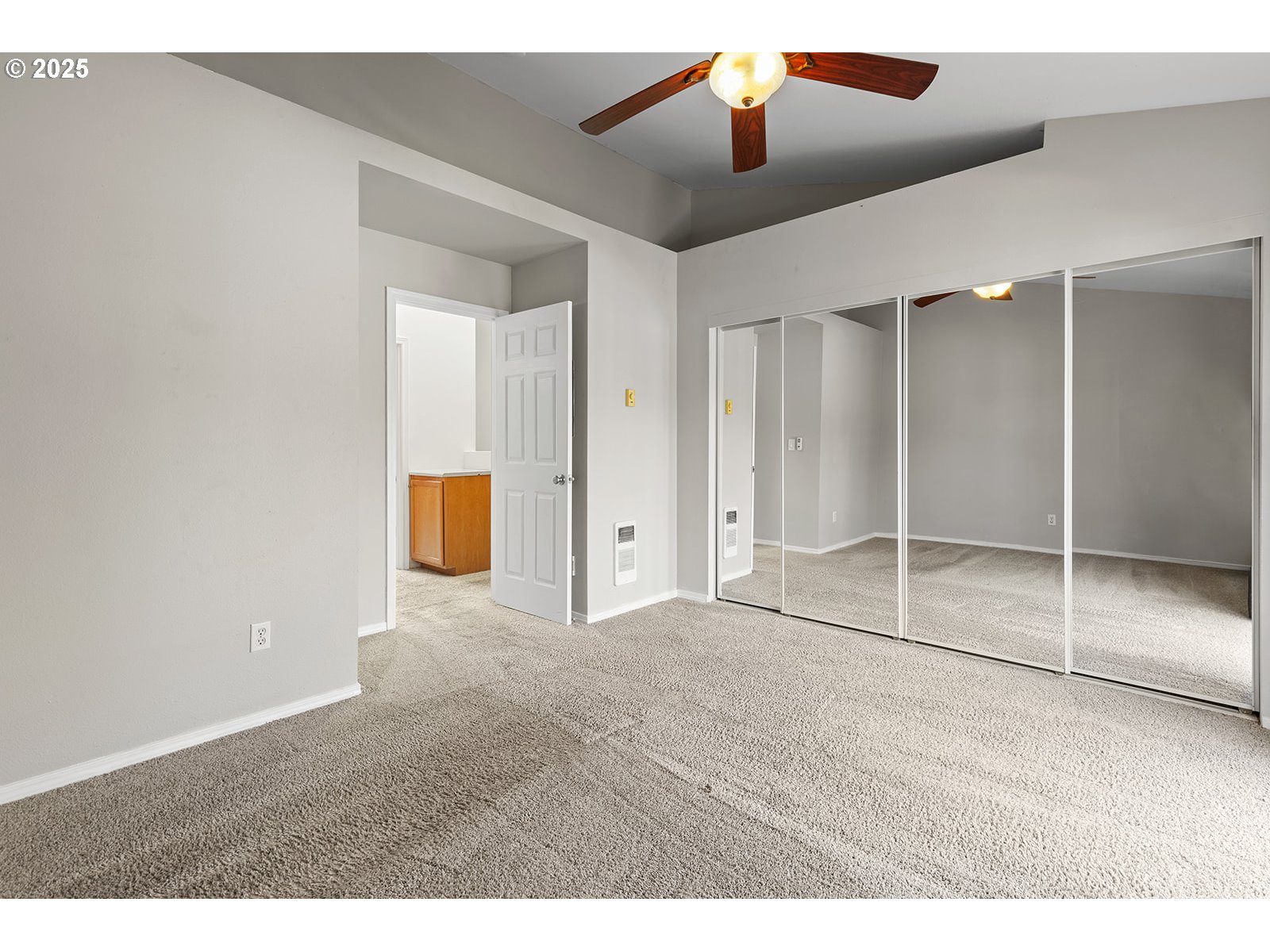 Vancouver, Washington 98682, United States, 2 Bedrooms Bedrooms, ,2 BathroomsBathrooms,Residential,Active,91667