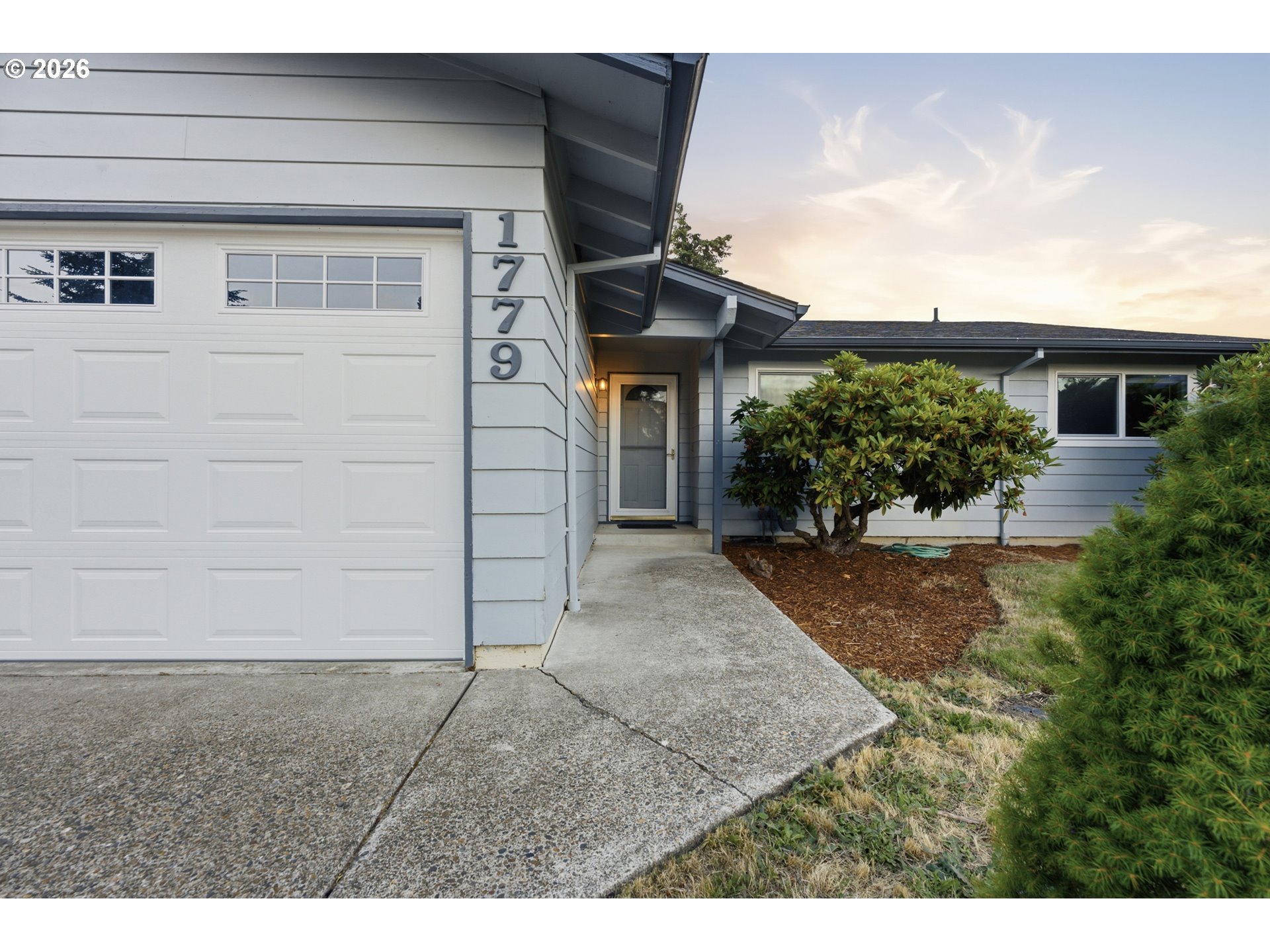 1779 LEON DR