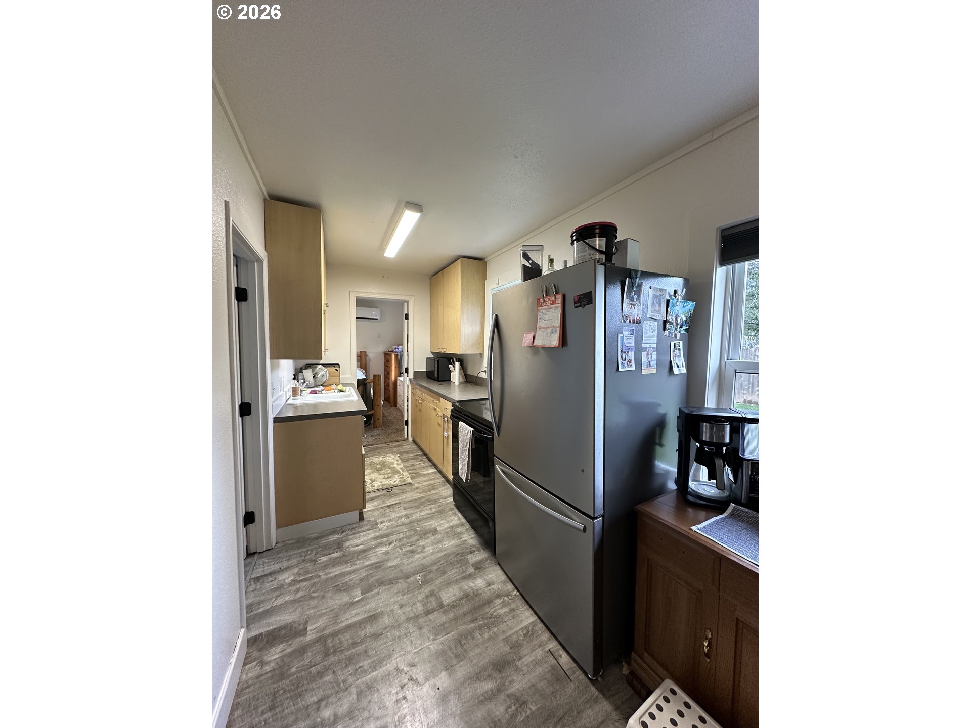 207 W HUMPHREY ST