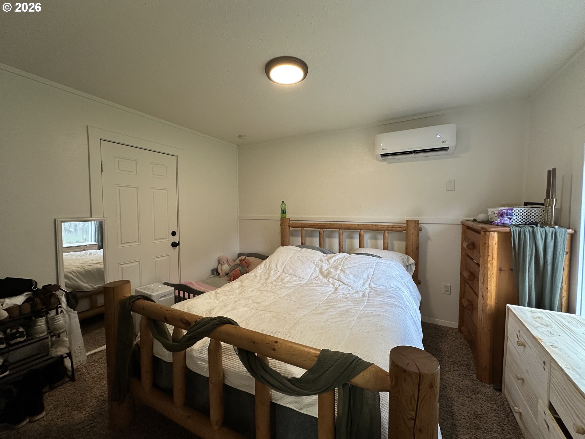 207 W HUMPHREY ST