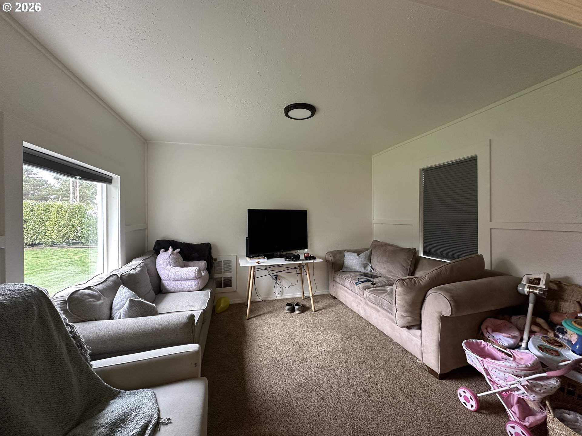 207 W HUMPHREY ST