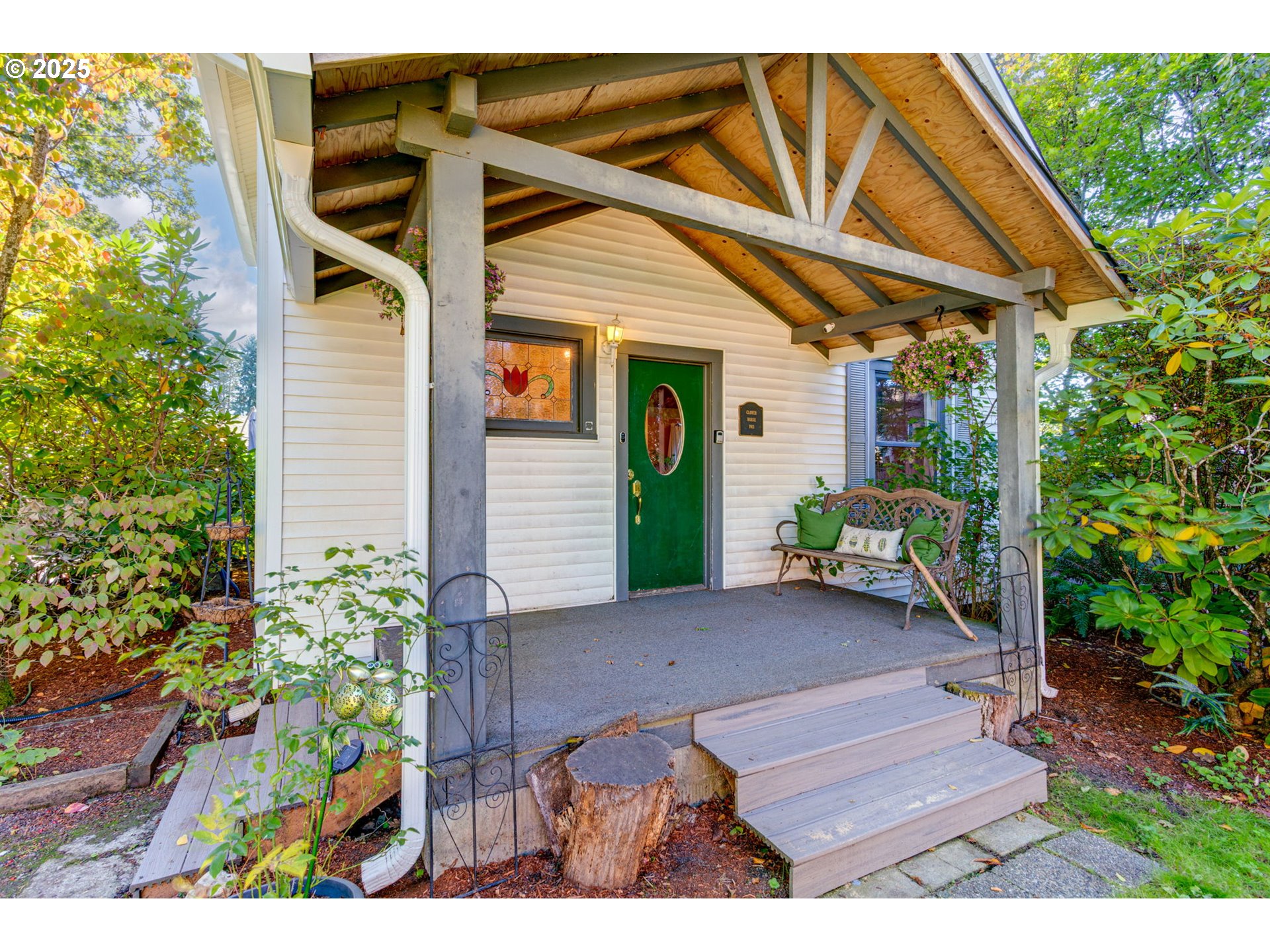 165 SE 33RD AVE