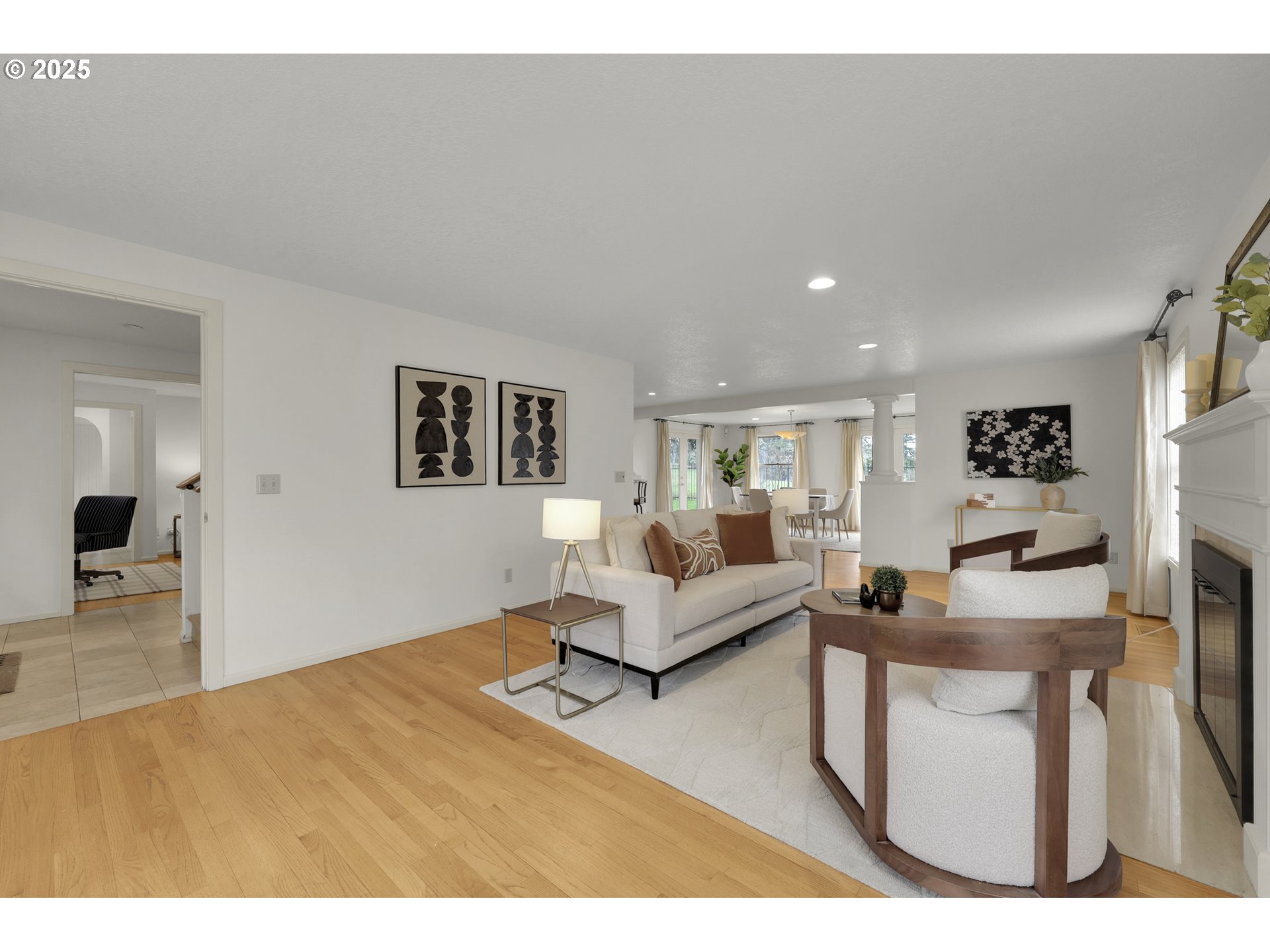 Eugene, Oregon 97405, United States, 4 Bedrooms Bedrooms, ,3 BathroomsBathrooms,Residential,Pending,103725