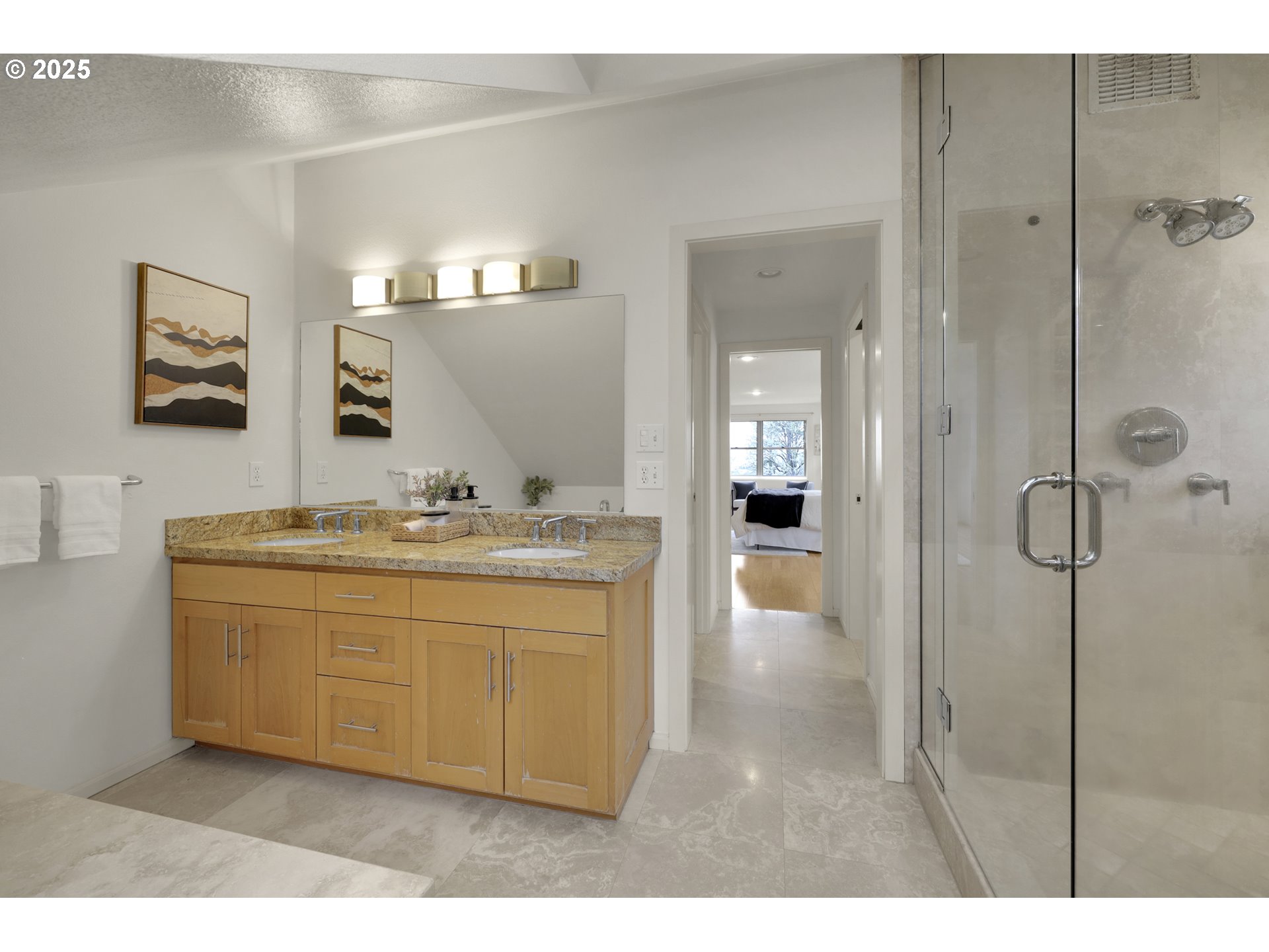 Eugene, Oregon 97405, United States, 4 Bedrooms Bedrooms, ,3 BathroomsBathrooms,Residential,Pending,103725