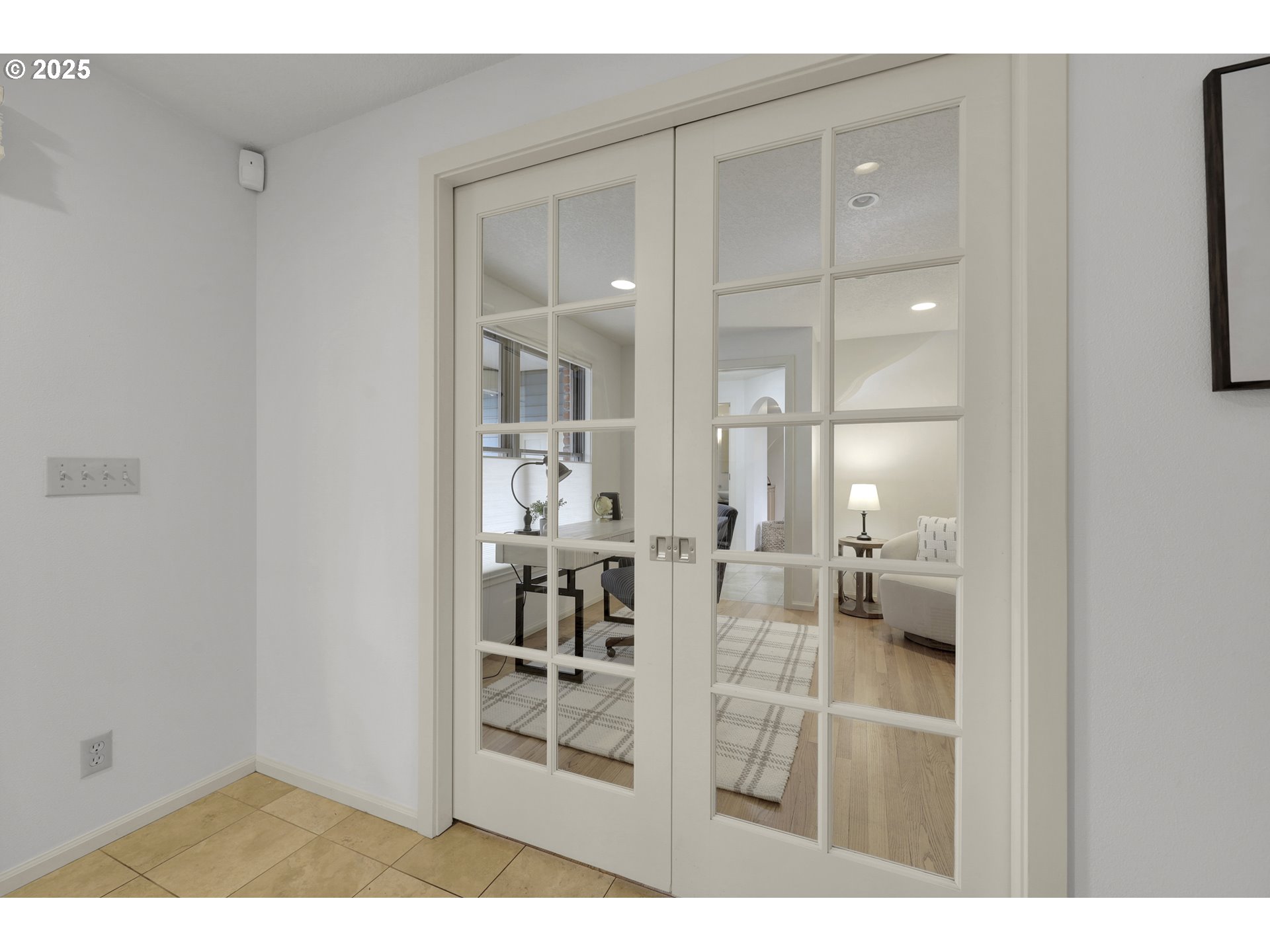 Eugene, Oregon 97405, United States, 4 Bedrooms Bedrooms, ,3 BathroomsBathrooms,Residential,Pending,103725