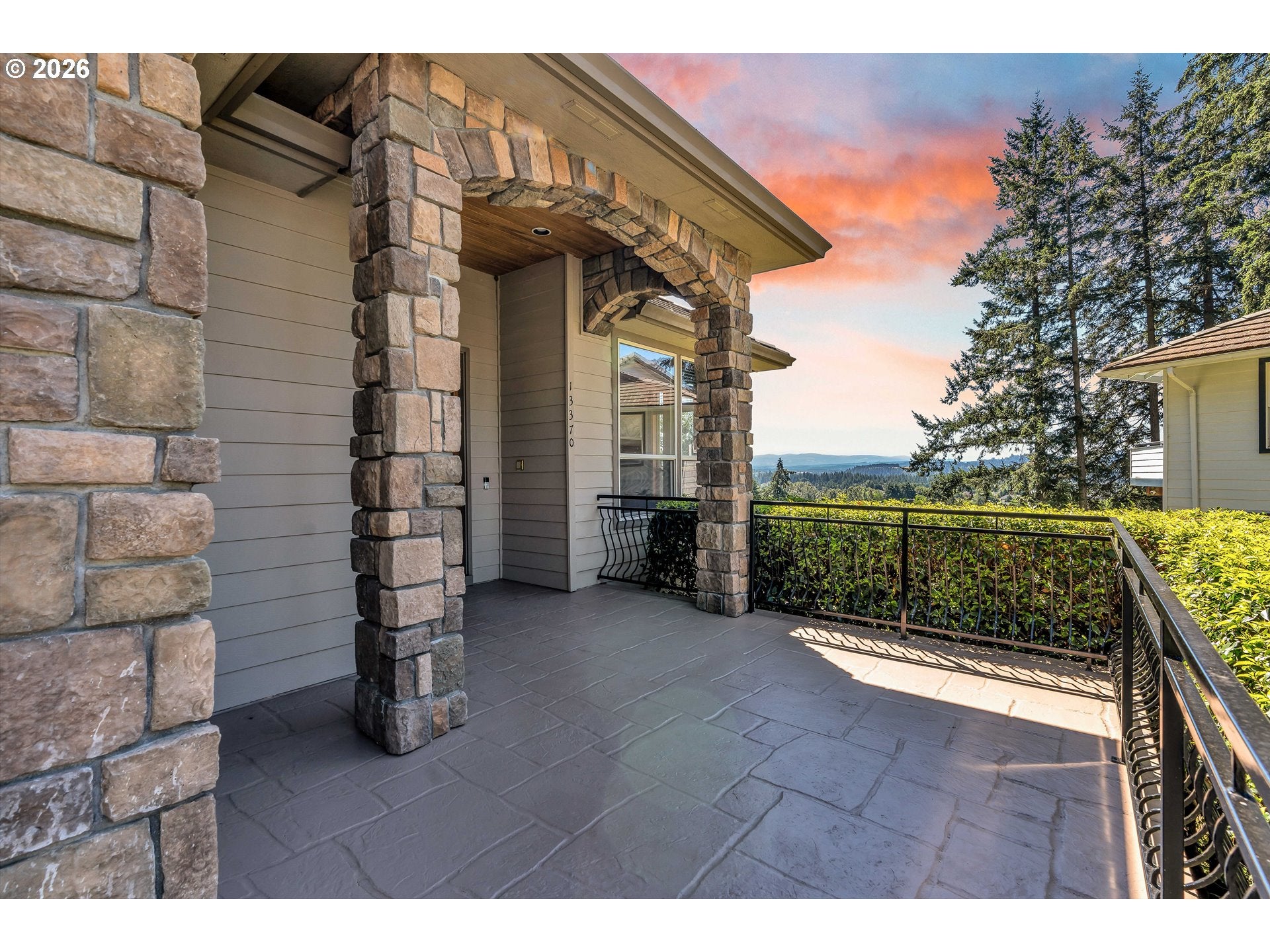 13370 SE WOODLAND CIR