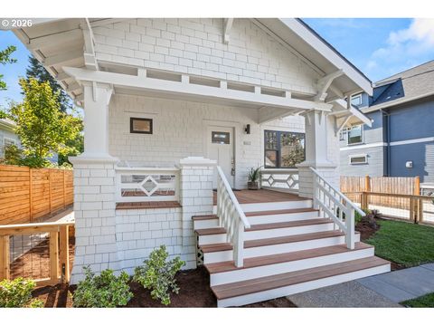 2415 NE 38th Ave Portland OR 97212