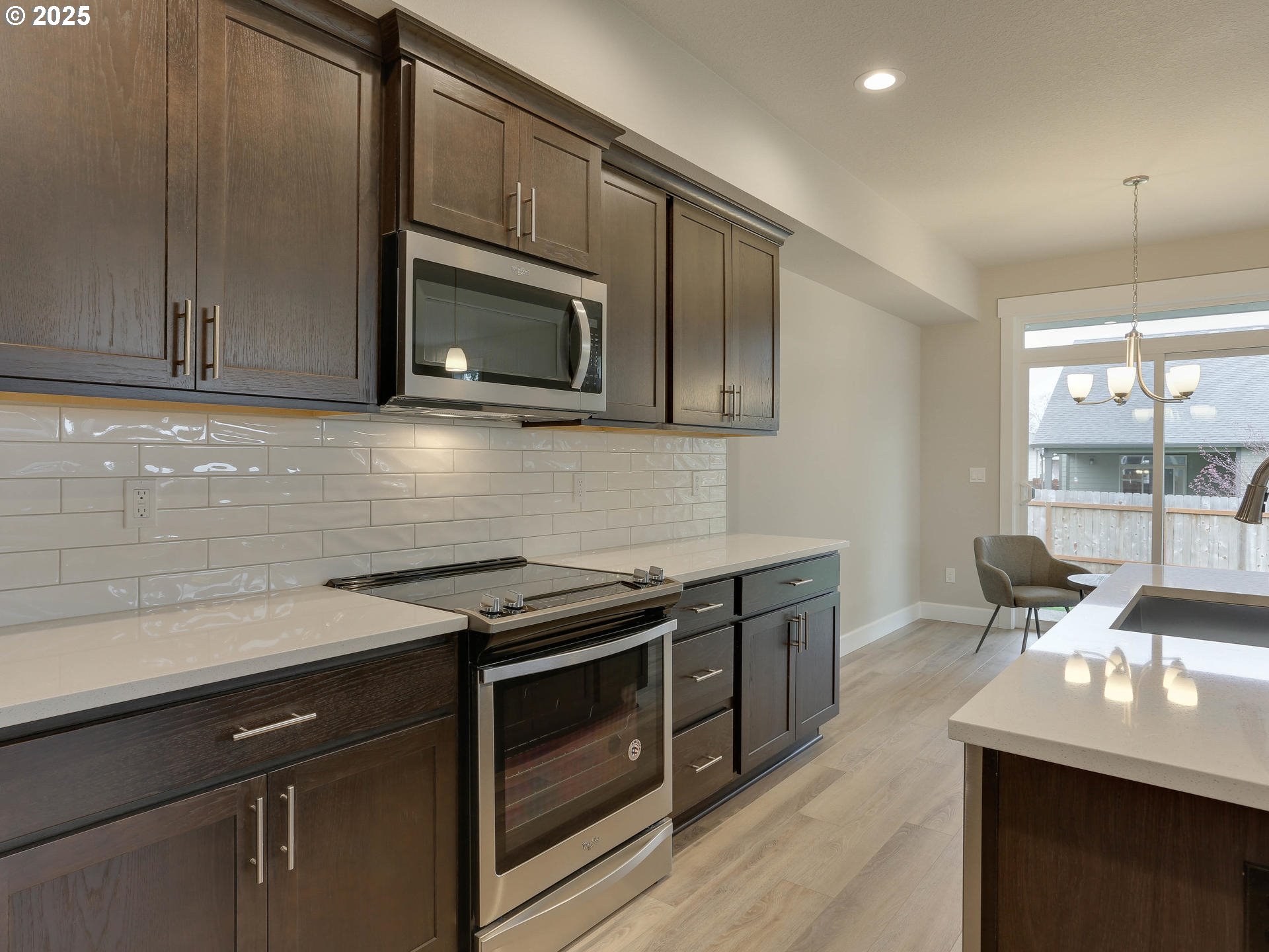 2219 E Badger WAY