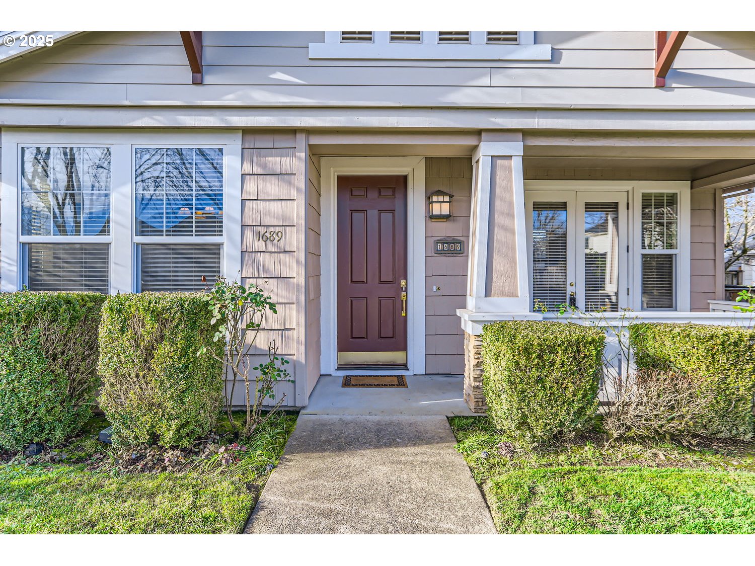 1689 NE 63RD AVE