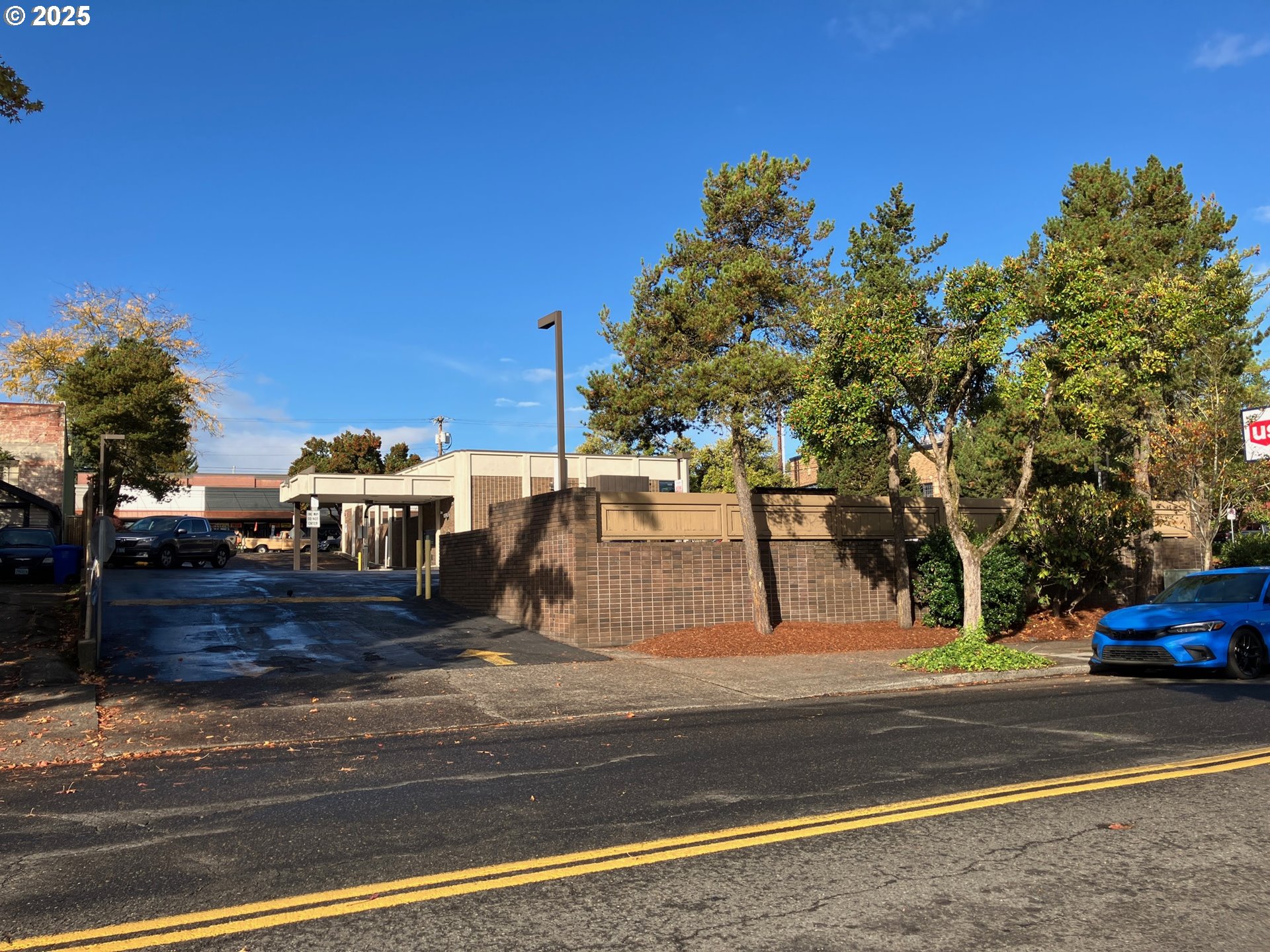 7000 SE MILWAUKIE AVE