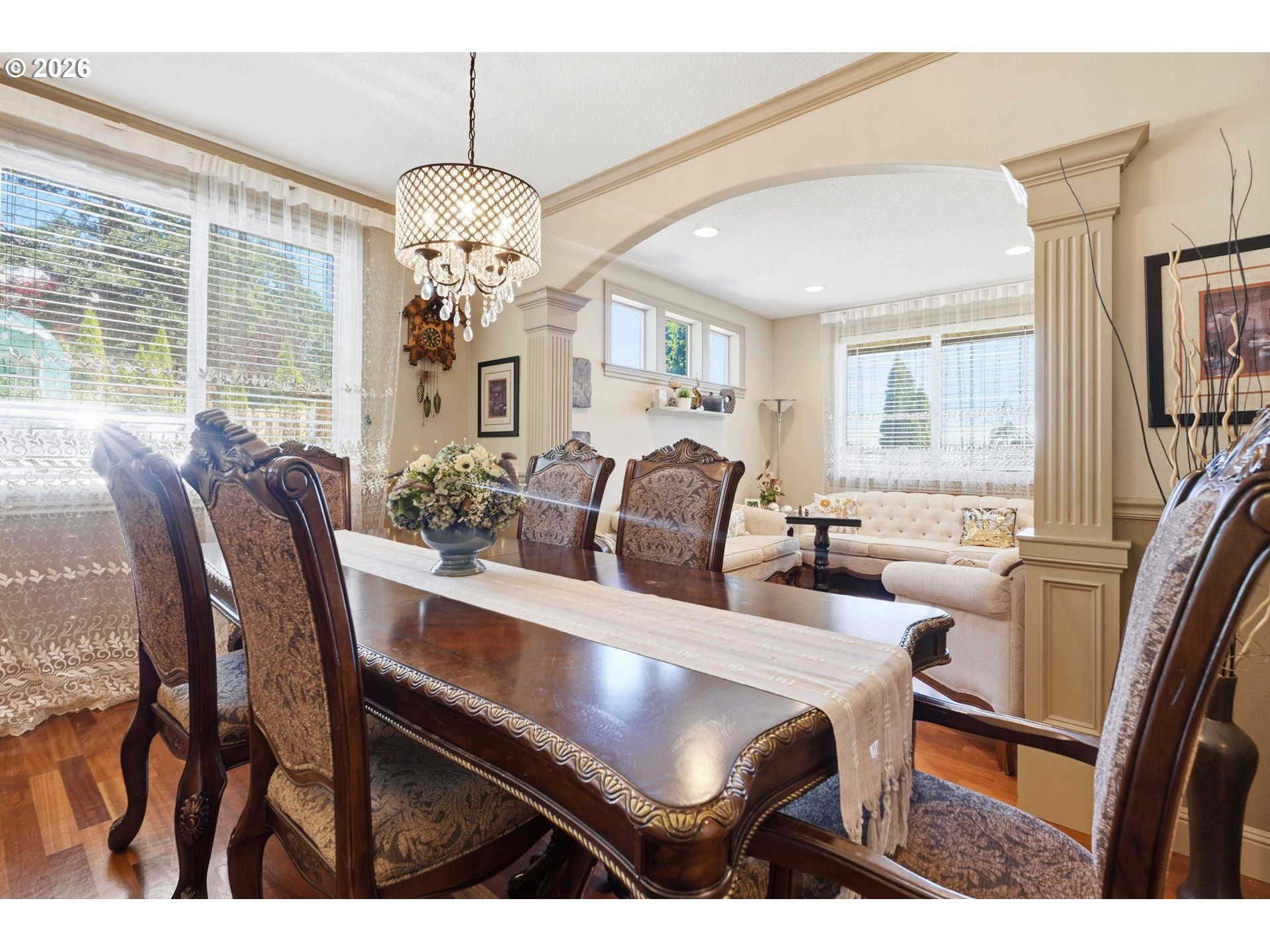 1935 E FORBES CT