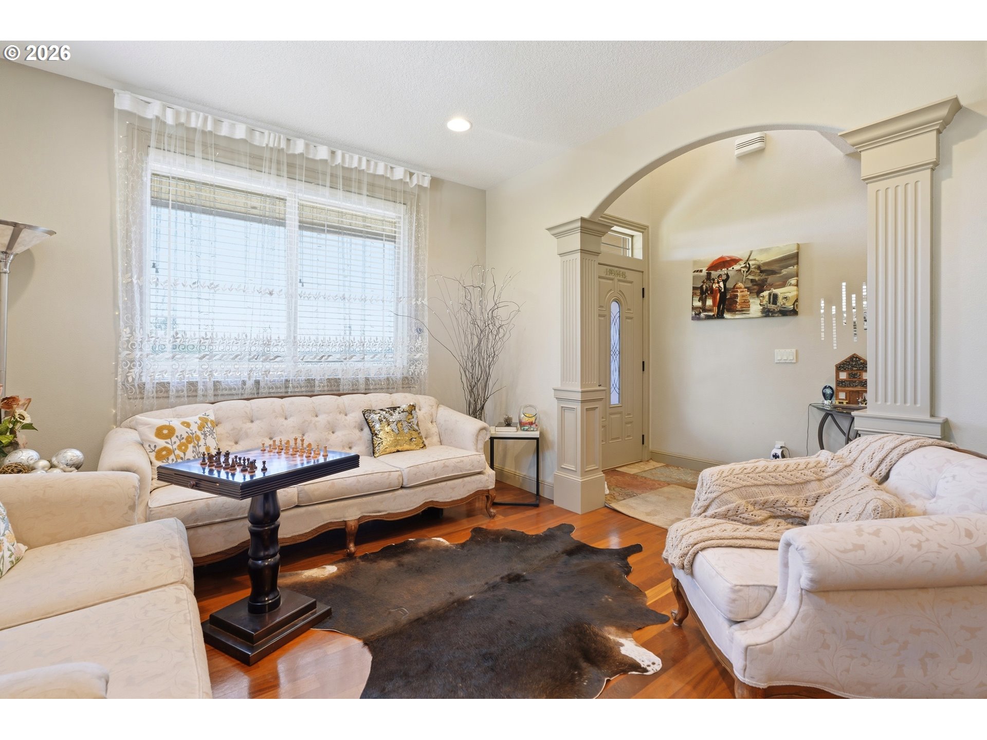 1935 E FORBES CT