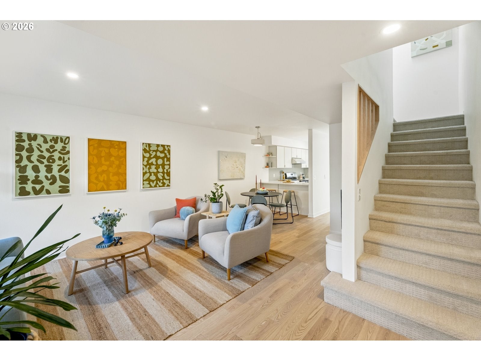 323 SE 14TH AVE