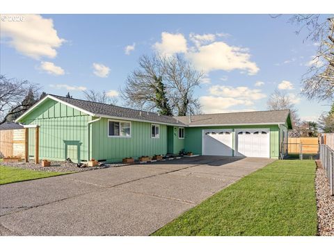 395 STARK ST N Salem OR 97303