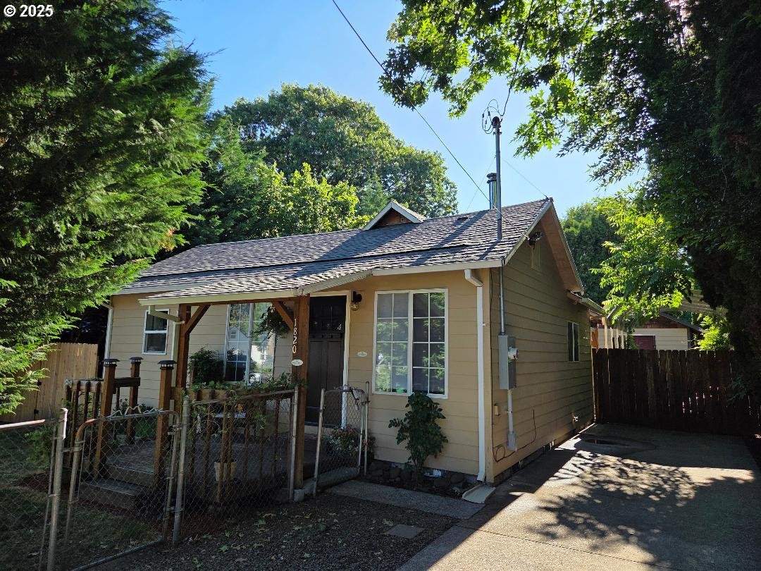 1820 FILBERT ST