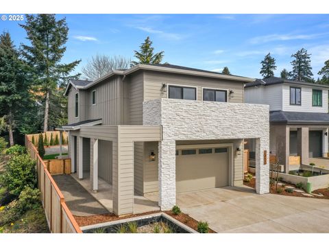 3853 CARMAN DR Lake Oswego OR 97035