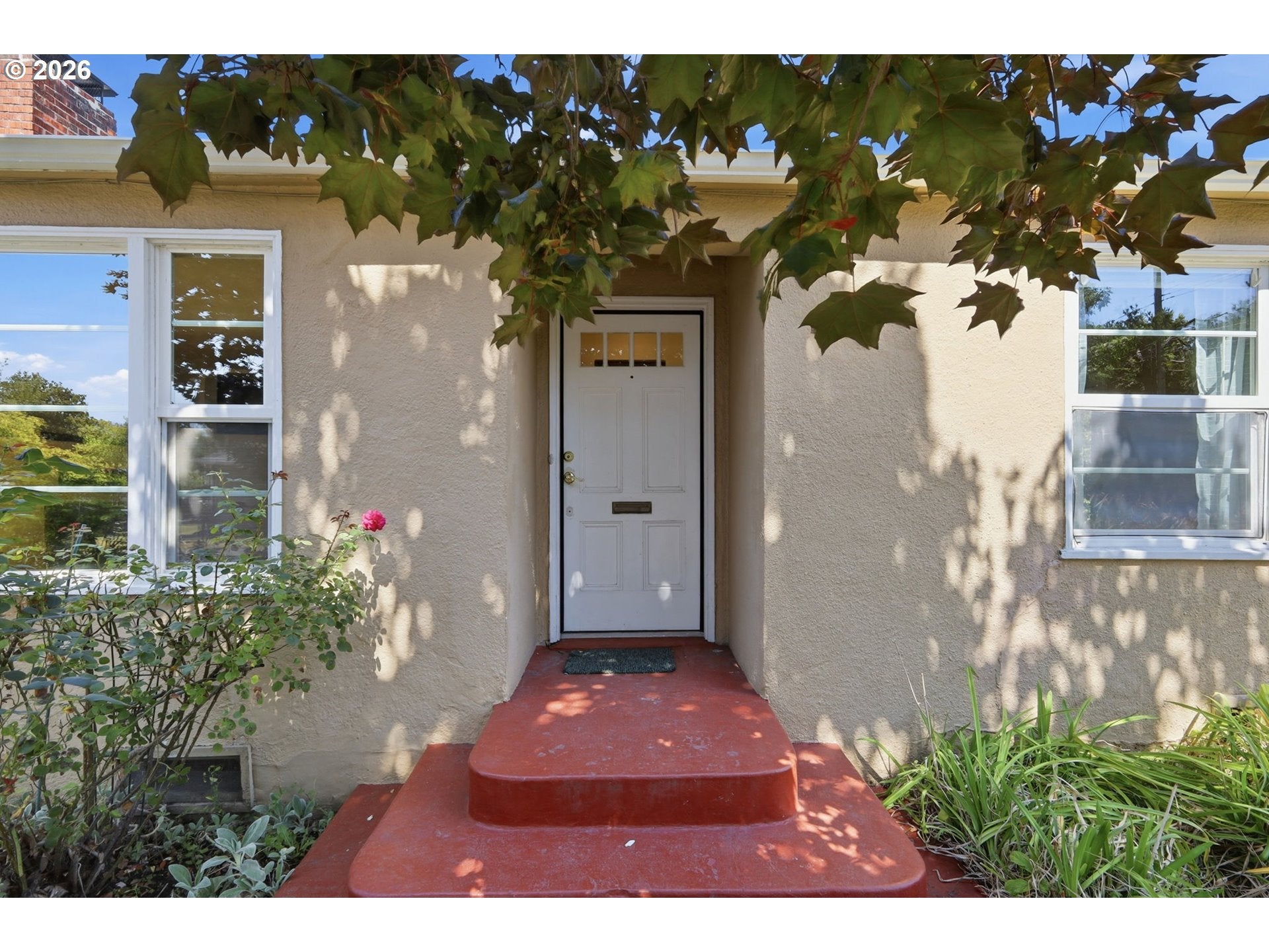 805 E 29TH AVE
